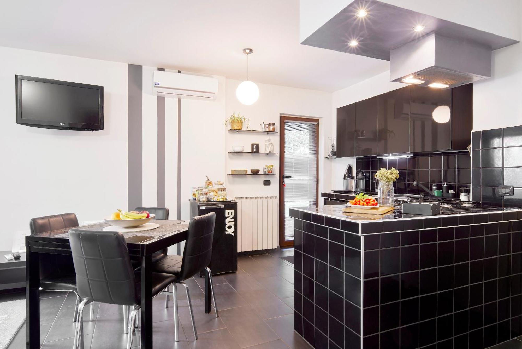 The Peaceful Apartament Close To Milan Trezzano sul Naviglio Luaran gambar