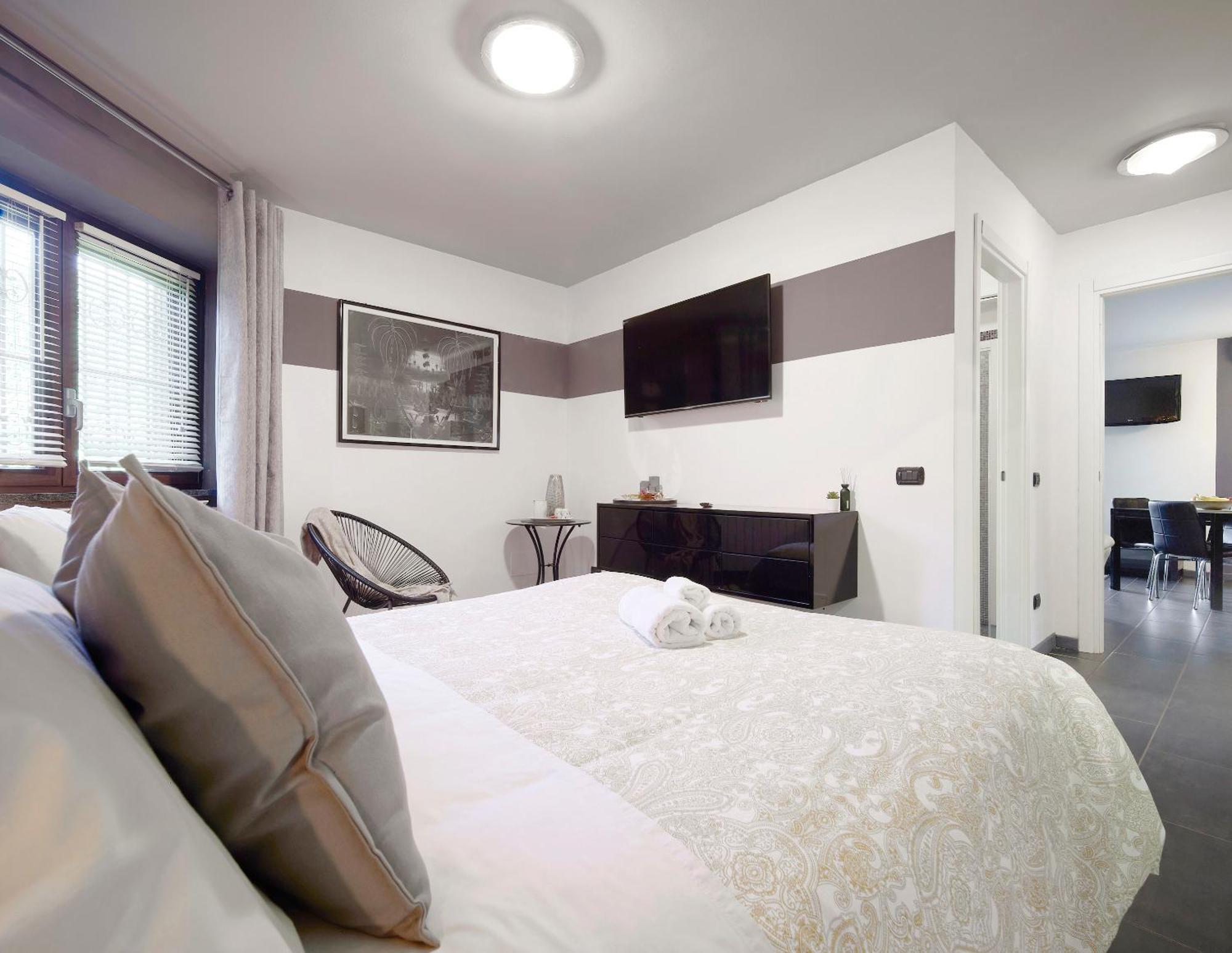 The Peaceful Apartament Close To Milan Trezzano sul Naviglio Luaran gambar